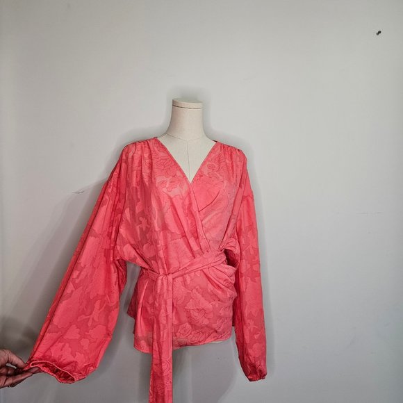 NWOT Lane Bryant Burnout wrap blouse Plus size 24 - Picture 2 of 4